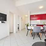 Appartement With Parking Space Nin, Zadar - 23493 *