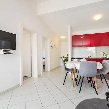 Апартаменты With Parking Space Nin, Zadar - 23493 *